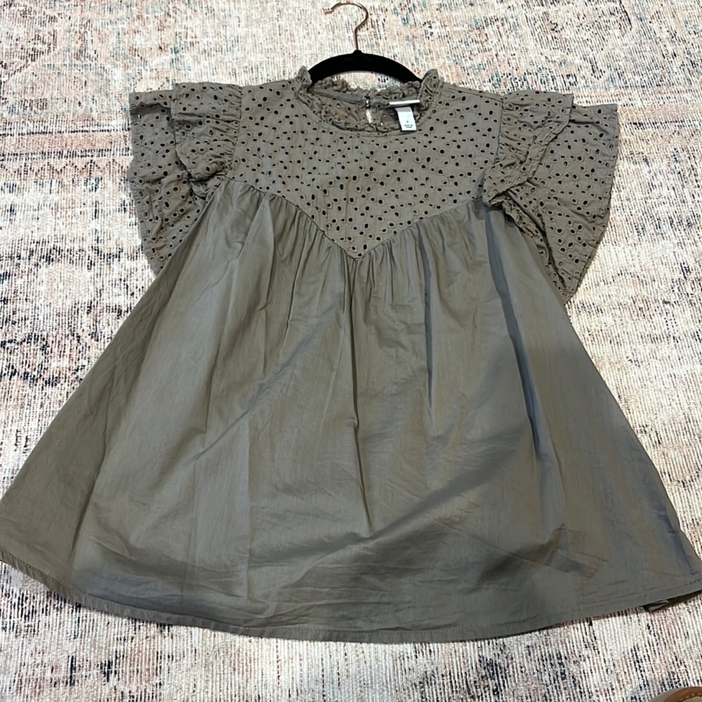 Brown taupe top